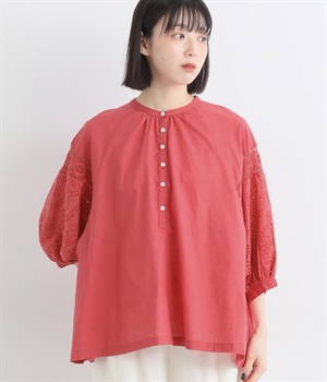 コットンキャンブリック袖刺繍プルオーバーブラウス(ピンク-M)