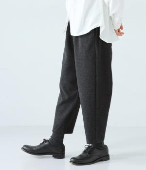 圧縮ポンチ　ウエストゴムサルエルパンツ(ブラック-F)