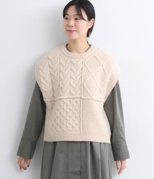 ウール100％ニットアラン柄パネルベスト(オートミール-F)