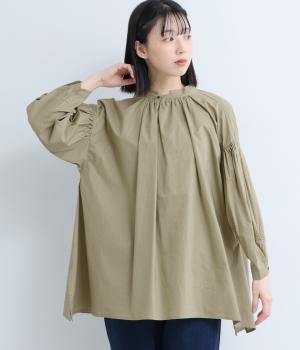 リーニエントタイプライター　袖ギャザーブラウス(ライトカーキ-F)