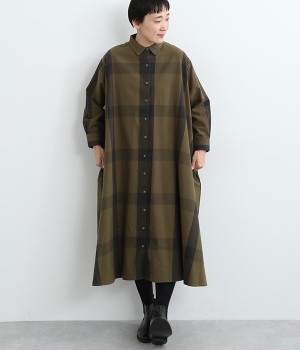 コットンビエラチェック　シャツワンピース(カーキ-L)