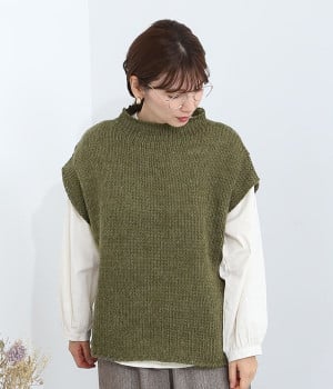 スラブヤーンニットベスト(カーキ-M)