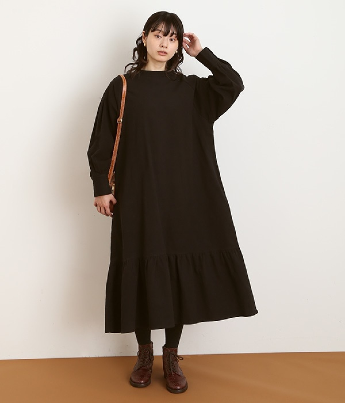 コットンツイル起毛ギャザー切替ワンピース(ブラック-M)