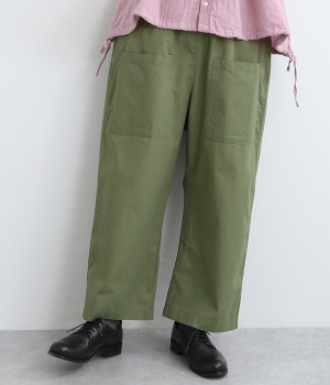 コットンハイカウントチノ　コクーンパンツ(カーキ-M)