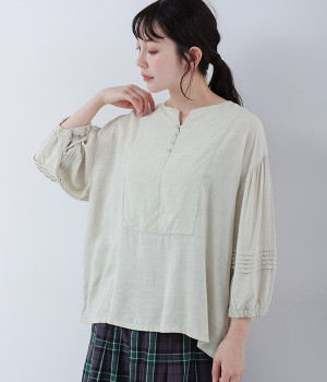 コットンリネンムラ染め　ヨーク切り替えプルオーバー(キナリ-ONESIZE)