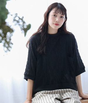 シャーリング　前後差ポケット付きプルオーバー