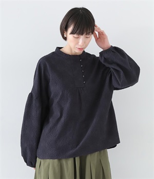 コットン花柄刺繍 スタンドカラープルオーバー(スミクロ-L)