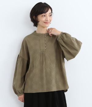 コットン花柄刺繍 スタンドカラープルオーバー(カーキ-M)