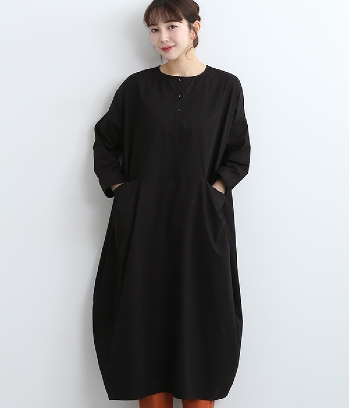 コットンハイカウントチノ　コクーンワンピース(ブラック-M)