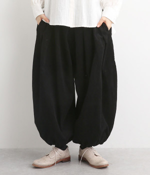 太畝コーデュロイタックコクーンパンツ(ブラック-ONESIZE)