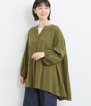 コットンオックス スキッパー袖口タックブラウス(カーキ-L)
