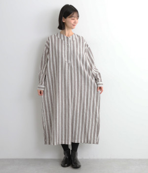 コットンリネンストライプ襟Vヘンリーネックワンピース(ブラウン-L)