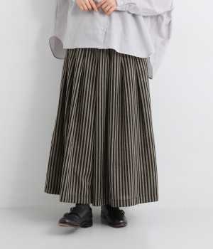 コットンリネン混ストライプフレアワイドパンツ