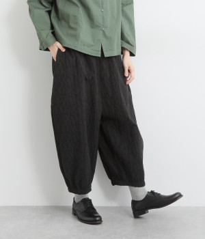 コットンリネンレーヨンジャカードバルーンパンツ(ブラック-L)