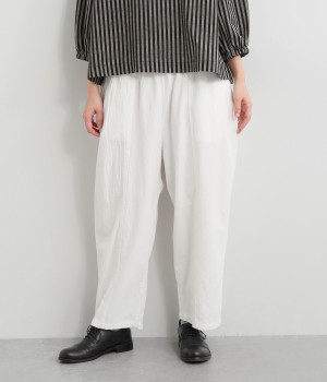 コットン15番ワッシャーリラックスフィットテーパードパンツ(オフホワイト-L)