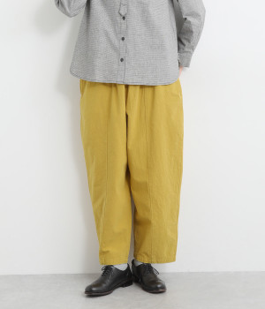 コットン15番ワッシャーリラックスフィットテーパードパンツ(マスタード-L)