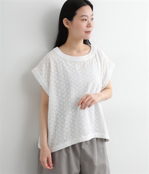 コットン刺繍レースボタン使いトップス(ホワイト-ONESIZE)
