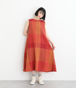 コットンリネンガーゼビッグチェックフレアノースリーブワンピース(レッド-M)