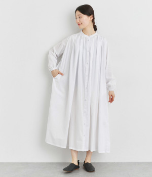 コットンローンギャザーフレアワンピース(オフ-L)