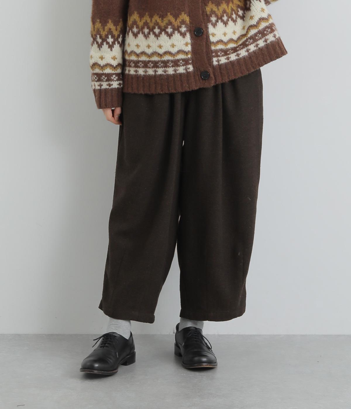 ヘリンボーンタックパンツ(ブラウン-M)