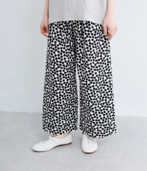 くずれ団子プリント裾タックパンツ(オフ-M)