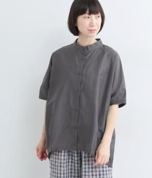 コットン混キャッチワッシャースタンドカラーブラウス