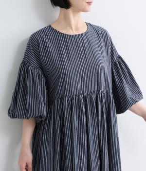 ペンシルストライプ　袖バルーンワンピース(ネイビー-L)