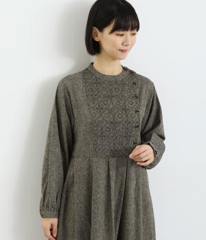 オリジナル北欧パッチワーク風刺繍ヨーク切替えワンピース(ブラウン-F)