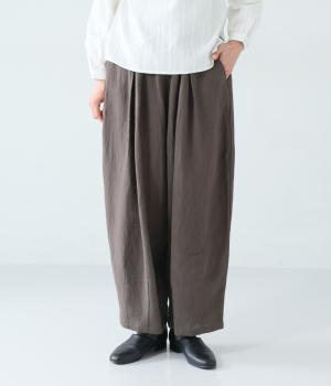 リネン100平織 　テーパードパンツ(チャコール-F)