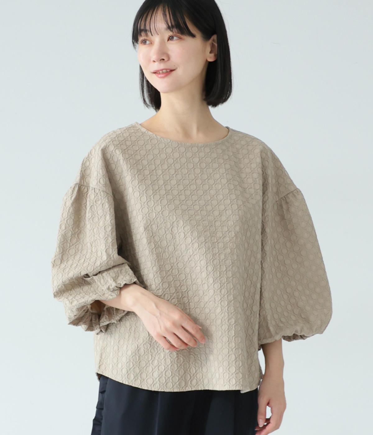 コットンサテン　サークル刺繍バルーン袖ブラウス(ベージュ-F)