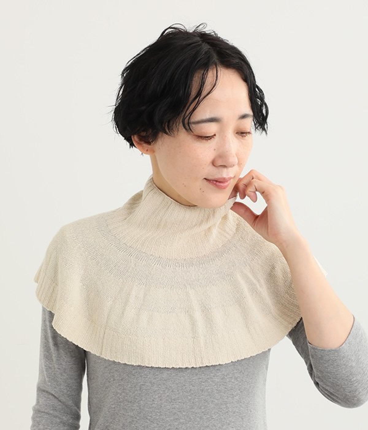 【おやすみケア】肩首を冷やさない　シルク100％の安眠ケープ(カラー1-ONESIZE)