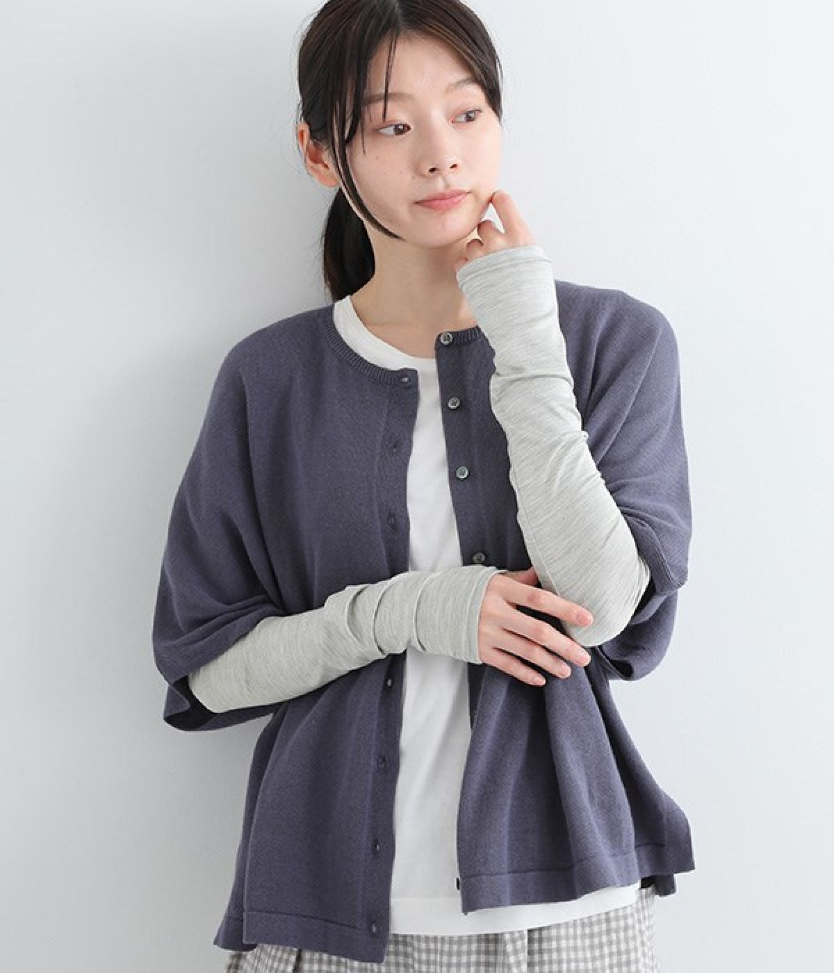 冷感シルクのアームカバー　ロング丈(銀色-ONESIZE)