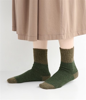 スウィッチングカラーソックス(オリーブ-ONESIZE)