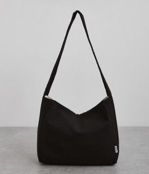 キャンバス　ショルダーバッグ(ブラック-ONESIZE)