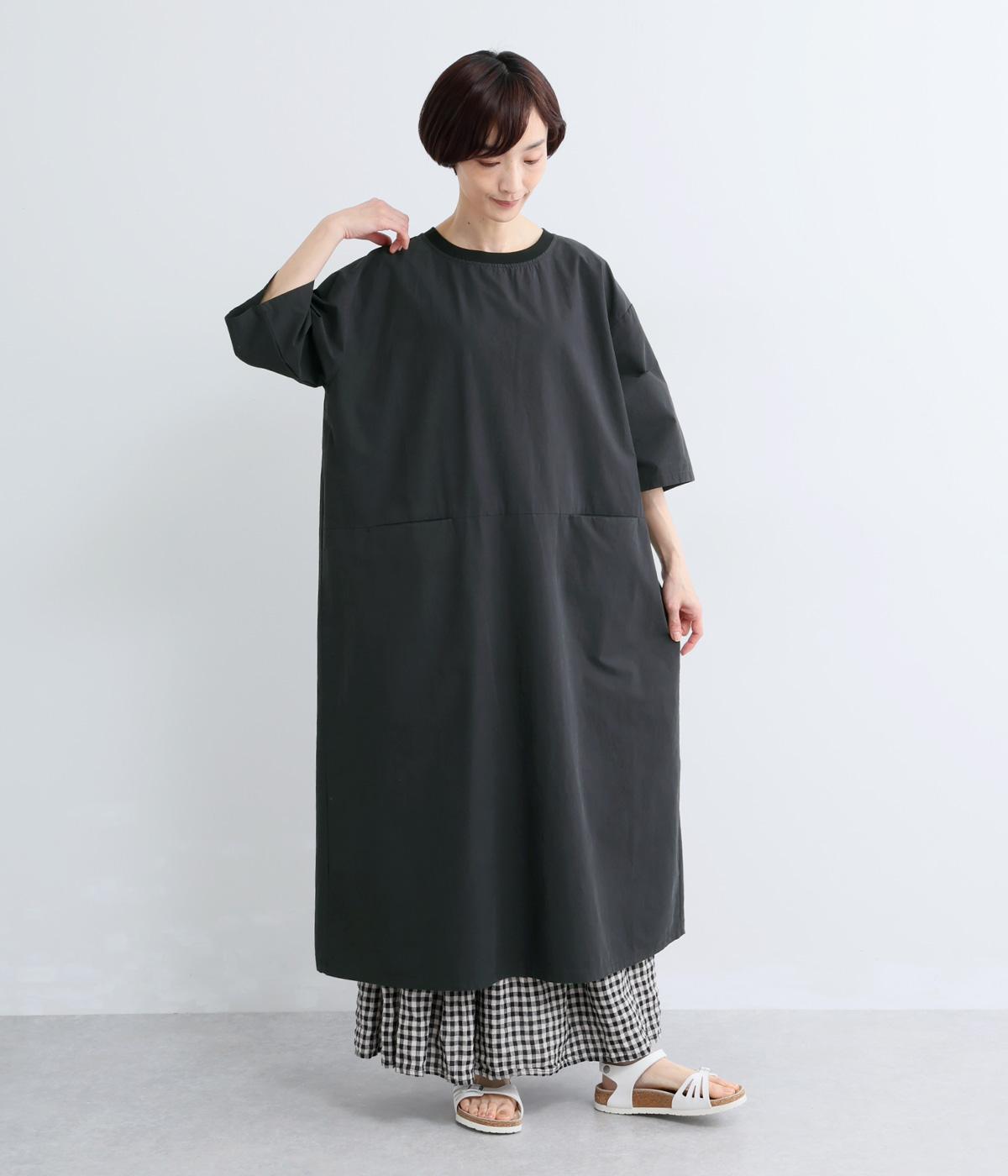 コットンダンプワッシャーリブネックワンピース(ブラック-F)