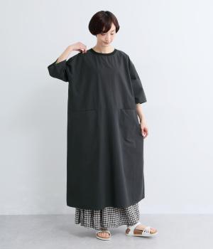 コットンダンプワッシャーリブネックワンピース(ブラック-F)