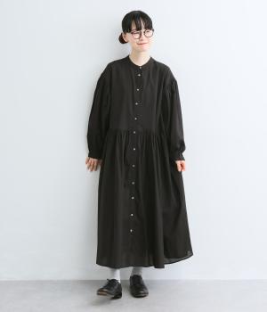 コットンキャンブリックギャザーワンピース(ブラック-F)