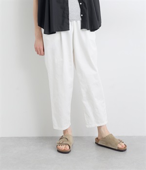 コットンツイル タックテーパードパンツ(オフホワイト-ONESIZE)