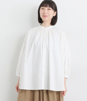コットン パフスリーブブラウス(オフホワイト-ONESIZE)