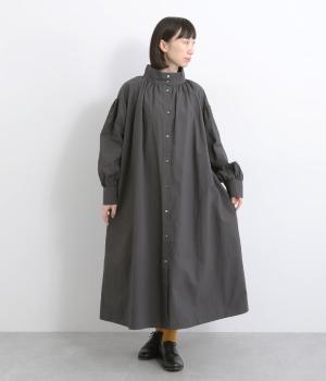 ハイカウントコットンスタンドカラーギャザーワンピース(チャコール-F)