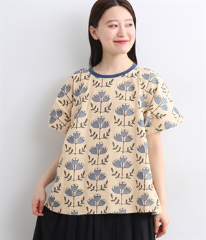 大柄花刺繍ドルマンTシャツ(アイボリー-ONESIZE)