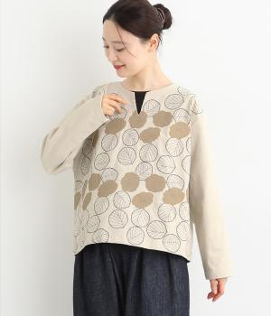 コットン花刺繍ブラウス