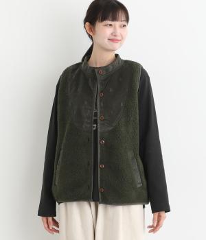 配色ボアベスト