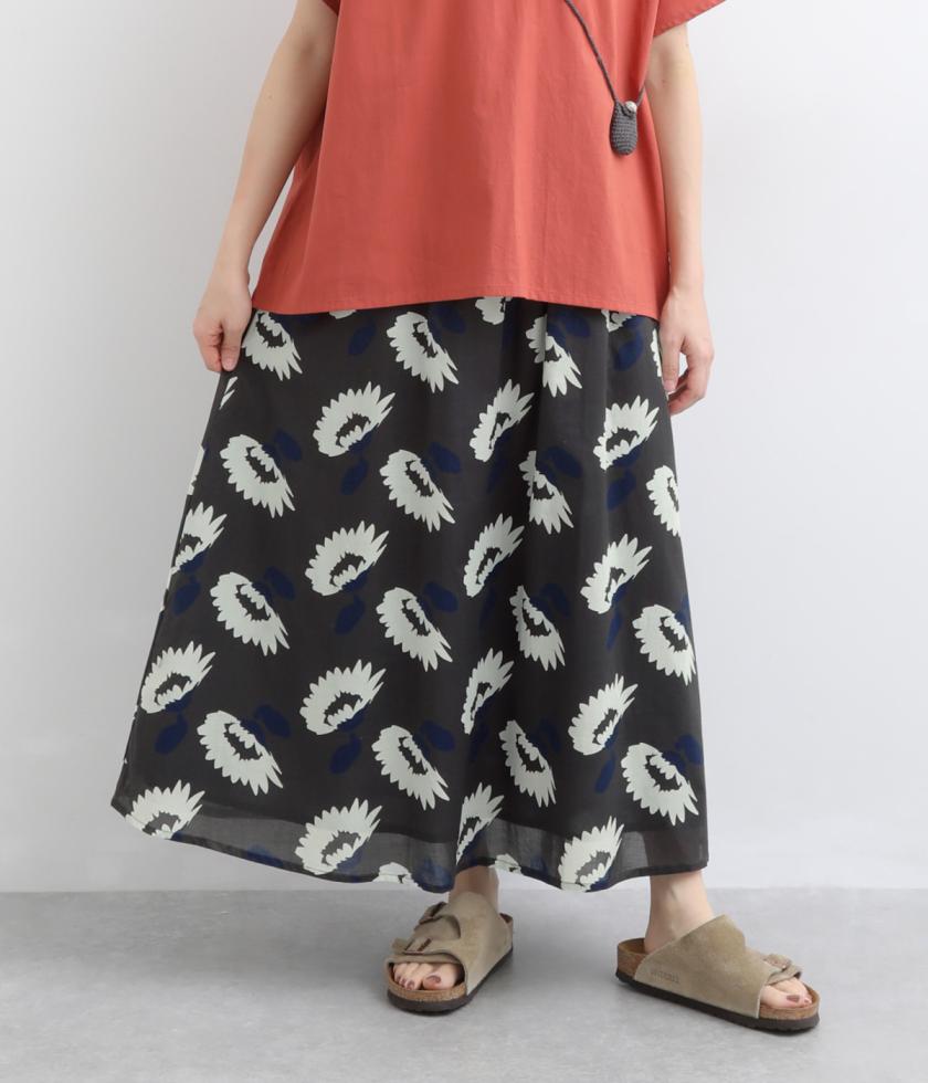 大花プリント　スカート
