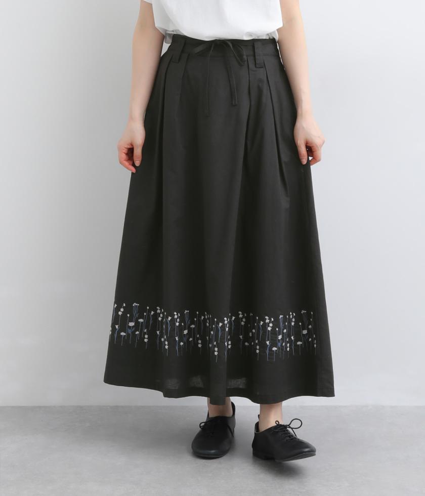 コットン　リネンフラワー刺繍スカート