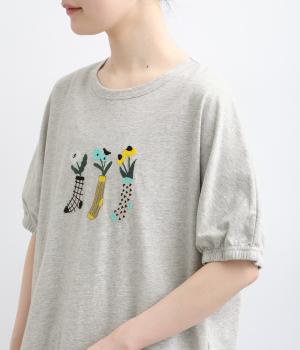 フラワーベース刺繍ドルマンTシャツ