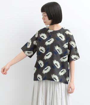 大花プリント　プルオーバーブラウス