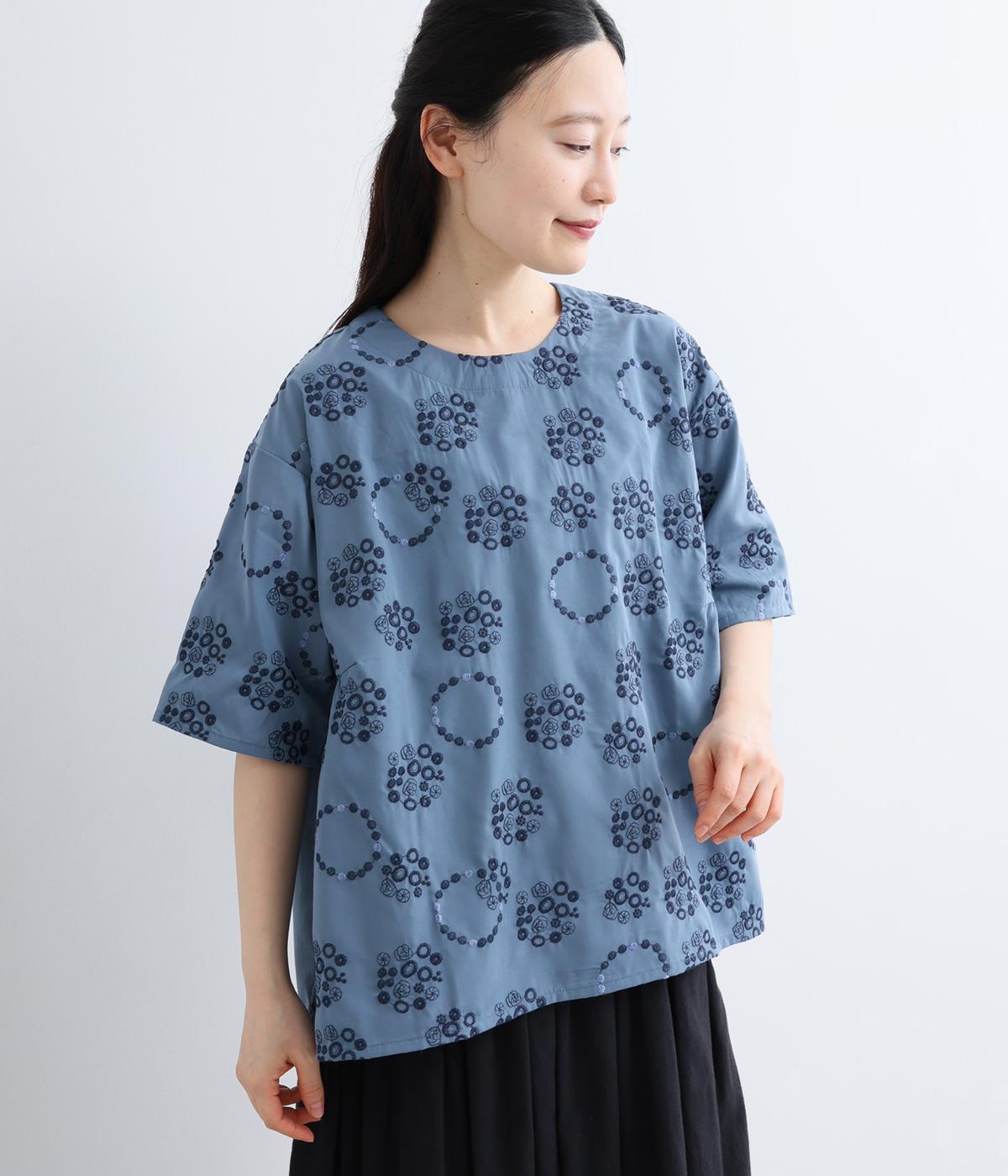 花ドット刺繍プルオーバーブラウス｜Emago（イマゴ）の商品詳細