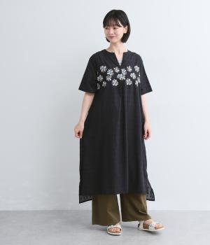 花刺繍ワンピース(ブラック-F)