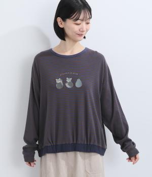 ストレッチコットン天竺　洋ナシ刺繍プルオーバー（ブラウン×ネイビー・F）